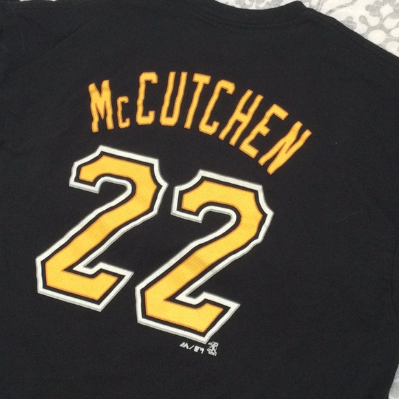 ⚾️⚾️Pittsburgh Pirates Andrew McCutchen tee shirt. MLB size 2XL - Picture 2 of 9